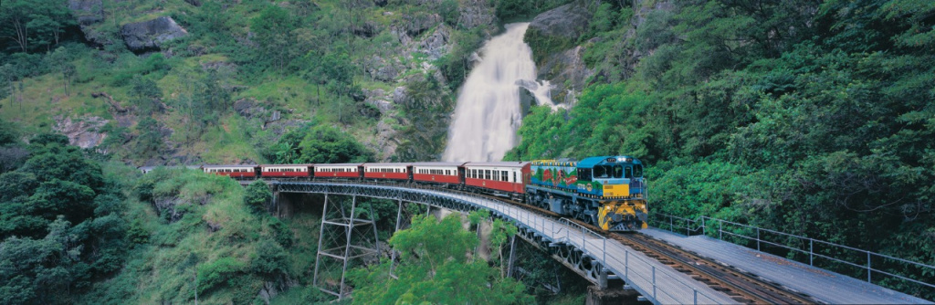 train cairns.jpg